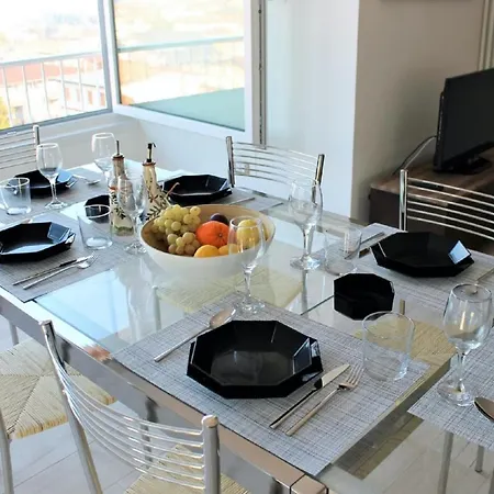 Immaculate 2-bed In *