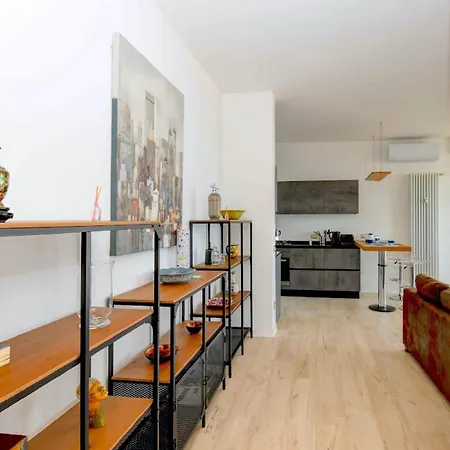 Immaculate 2-bed In